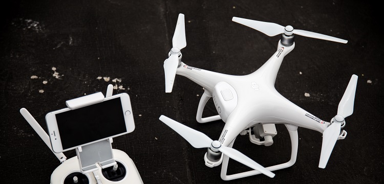 我是做檢測(cè)行業(yè)的大客戶(hù)銷(xiāo)售，在新能源的光伏、儲(chǔ)能和充電樁方面做市場(chǎng)去哪里找客戶(hù)呢 ?智能充電樁相比傳統(tǒng)充電樁有哪些優(yōu)勢(shì) 